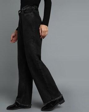 wide jeans with insert pockets