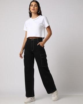 wide-leg cargo jeans