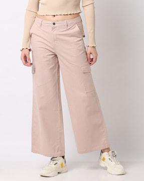 wide-leg cargo trousers