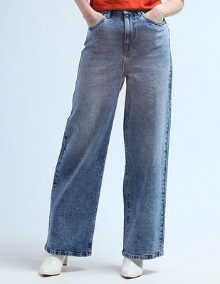 wide leg fit blue jeans