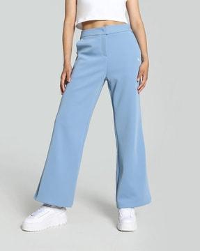 wide-leg pants with insert pockets