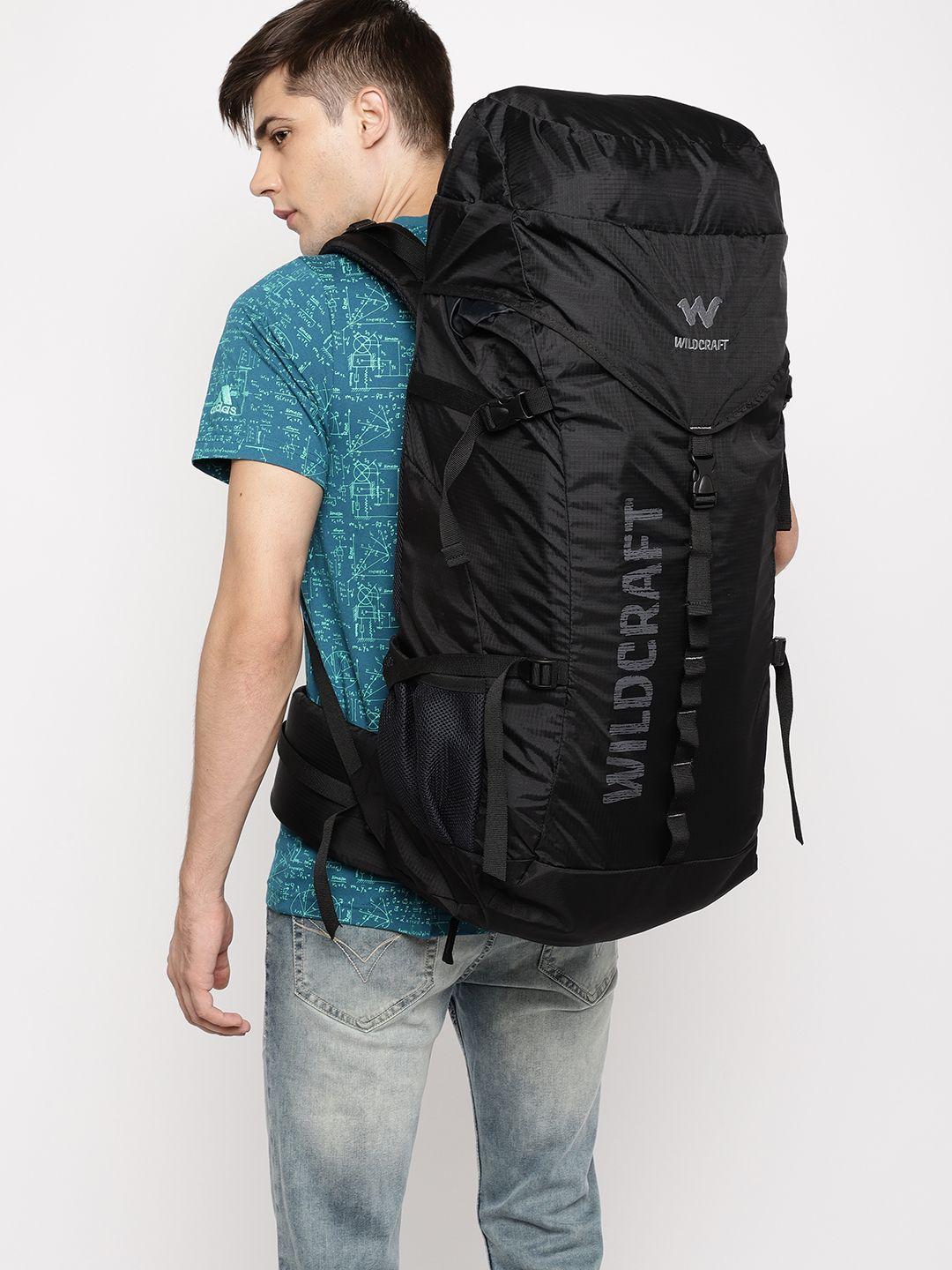 wildcraft men black printed rucksack