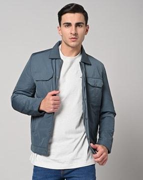 wind-resistant jacket with pockets