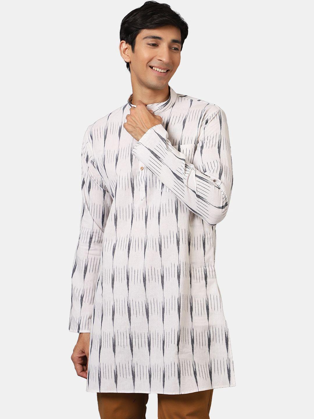 wintage men white thread work kurta