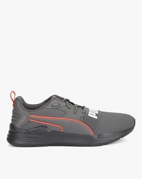 wired run pure running sneakers