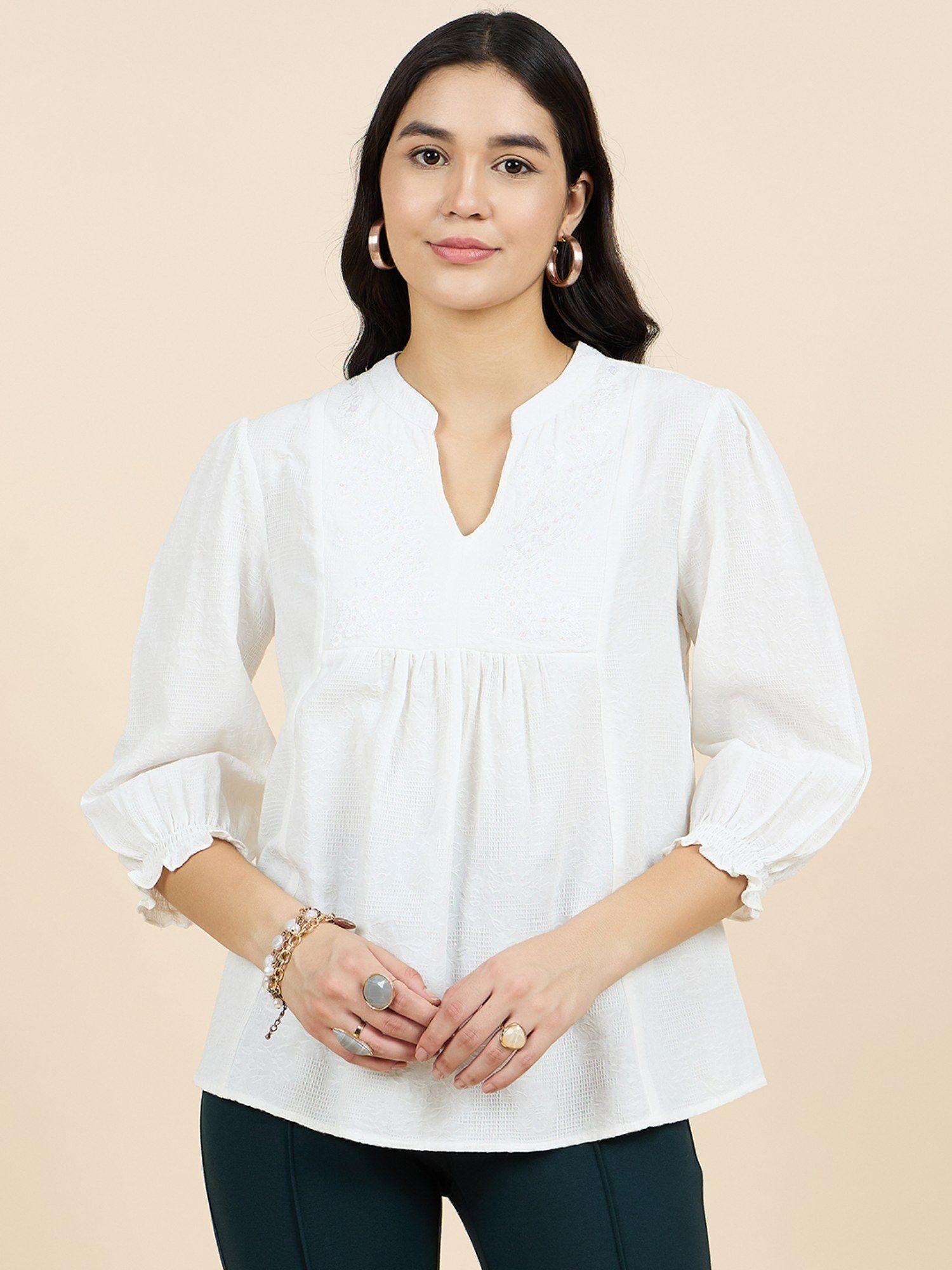 woman summer top