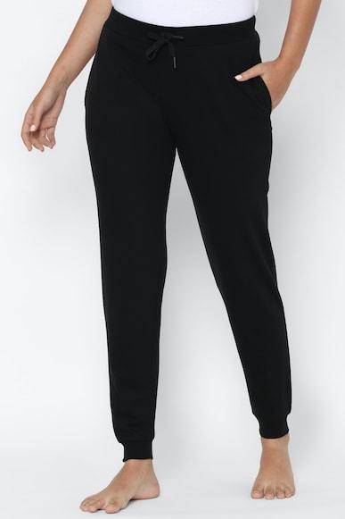 women black regular fit solid casual jogger pants