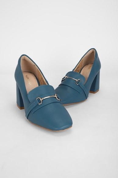 women blue casual heels