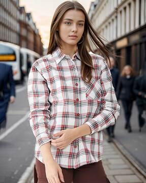 women checked relaxed fit shirt with patch pocket