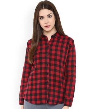 women checked shirt with spread collar