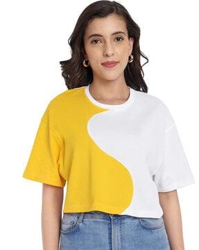 women colourblock regular fit round-neck t-shirt