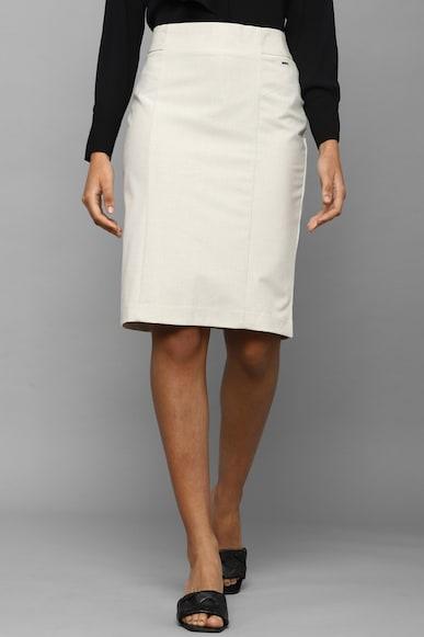 women cream solid casual skirt