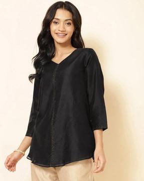 women embellished relaxed fit v-neck tunic
