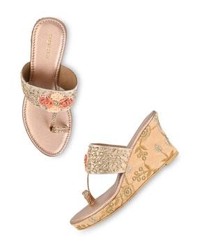 women embroidered toe-ring wedges