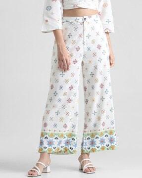 women flared flat-front culottes