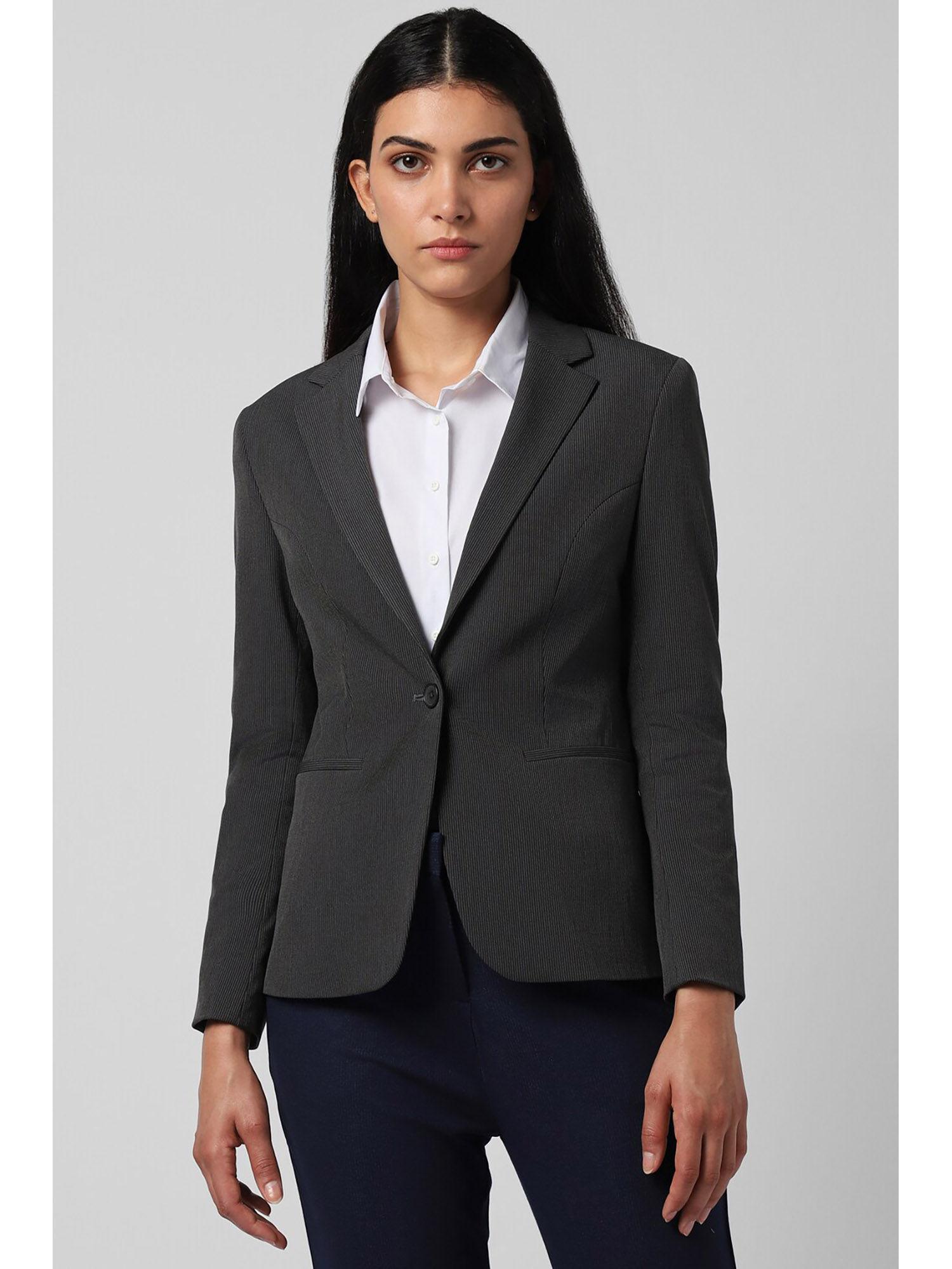 women grey textured blazer