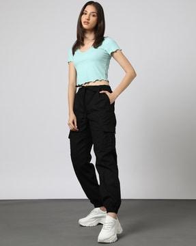 women joggers with flap pockets
