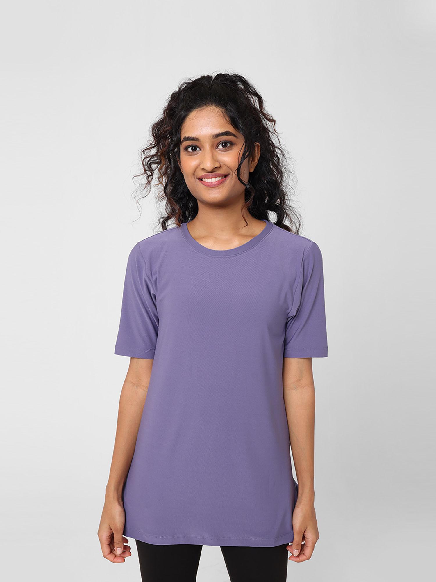 women lavender breezy kur-tee with 2 pockets and side slit