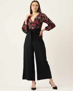 women regular fit v-neck floral print jumpsuit