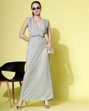 women ribbed v-neck gown