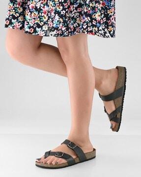 women toe-ring slip-on sandals