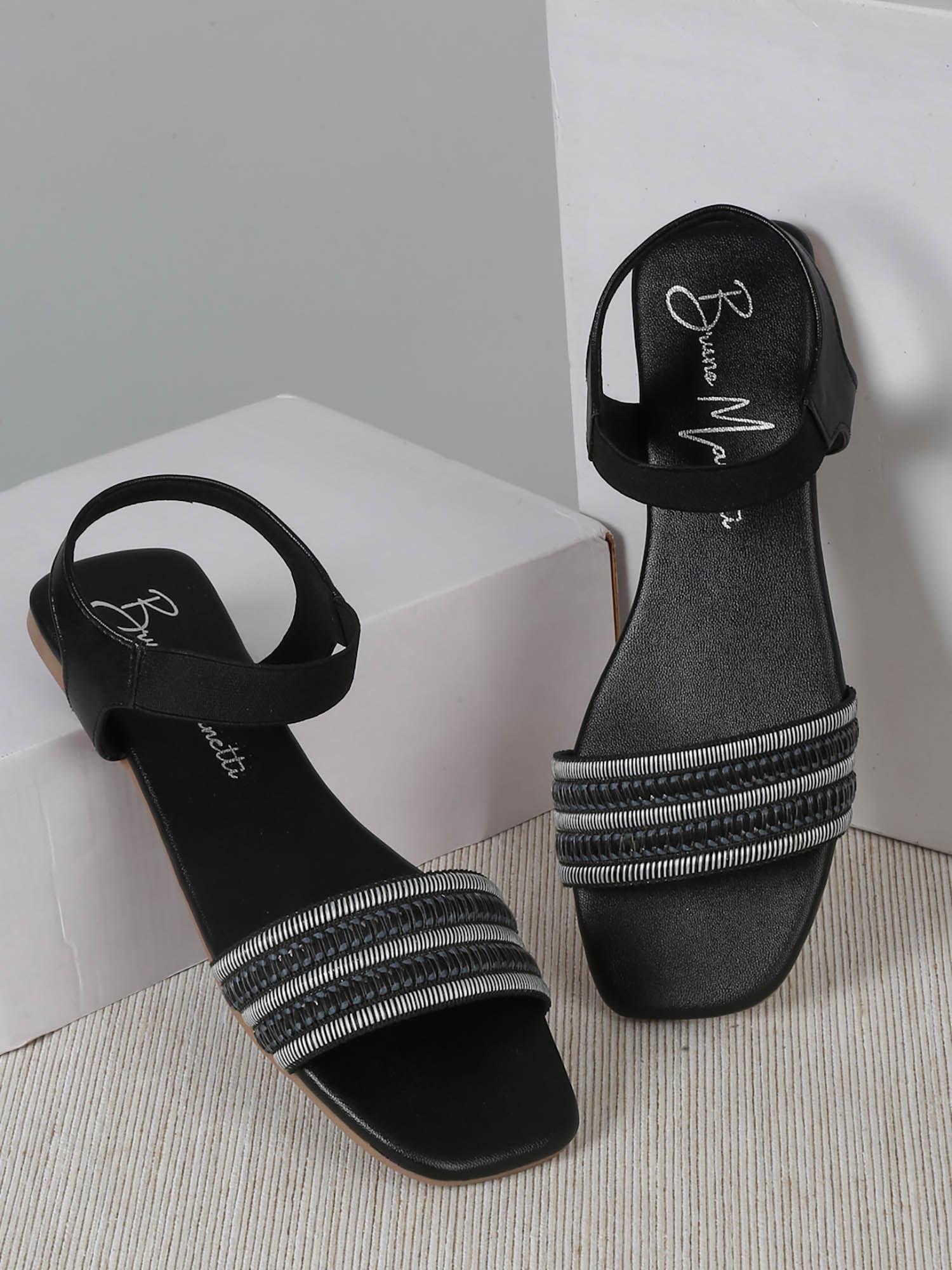 women's black sandals