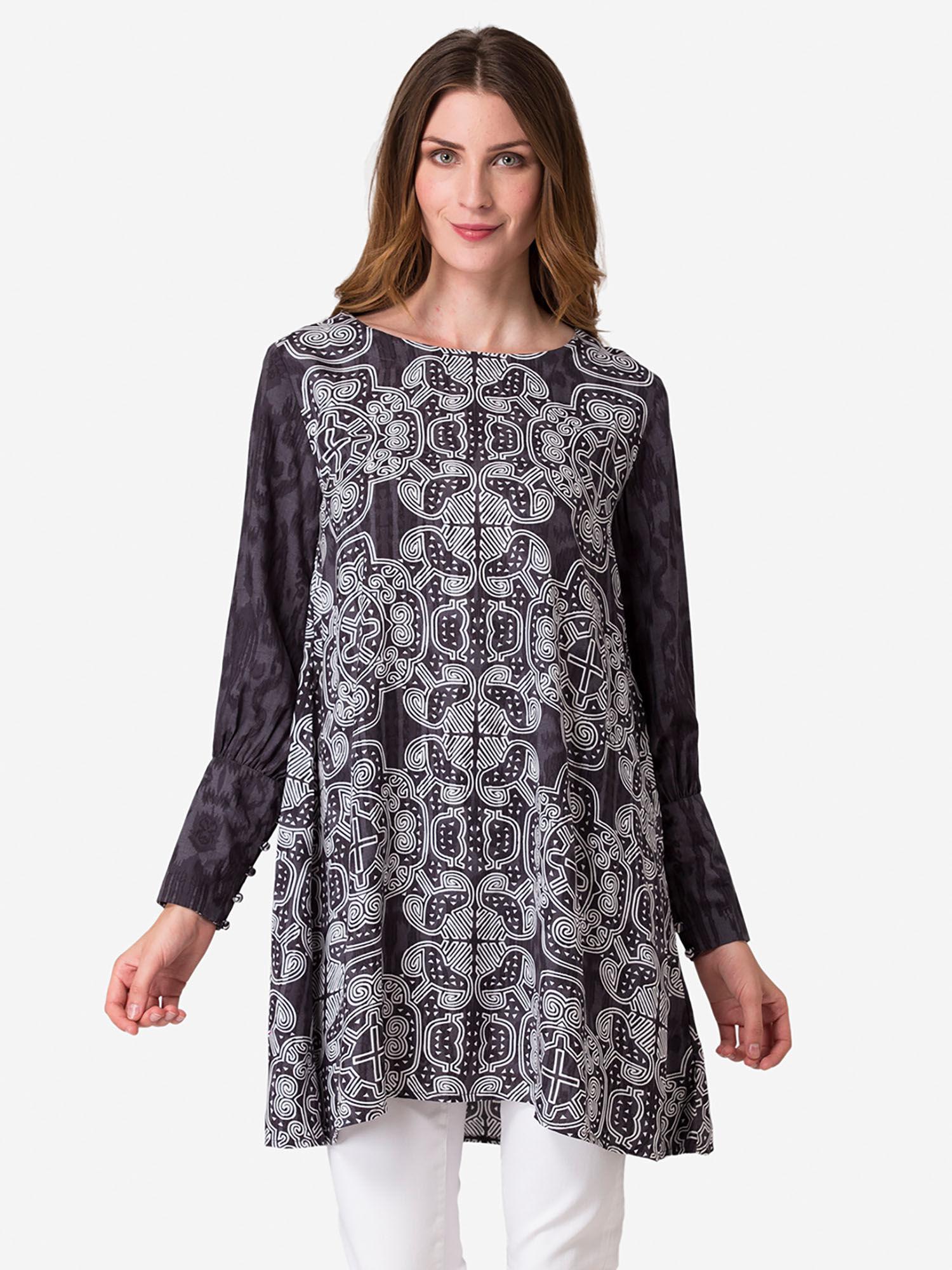 women's black tunic