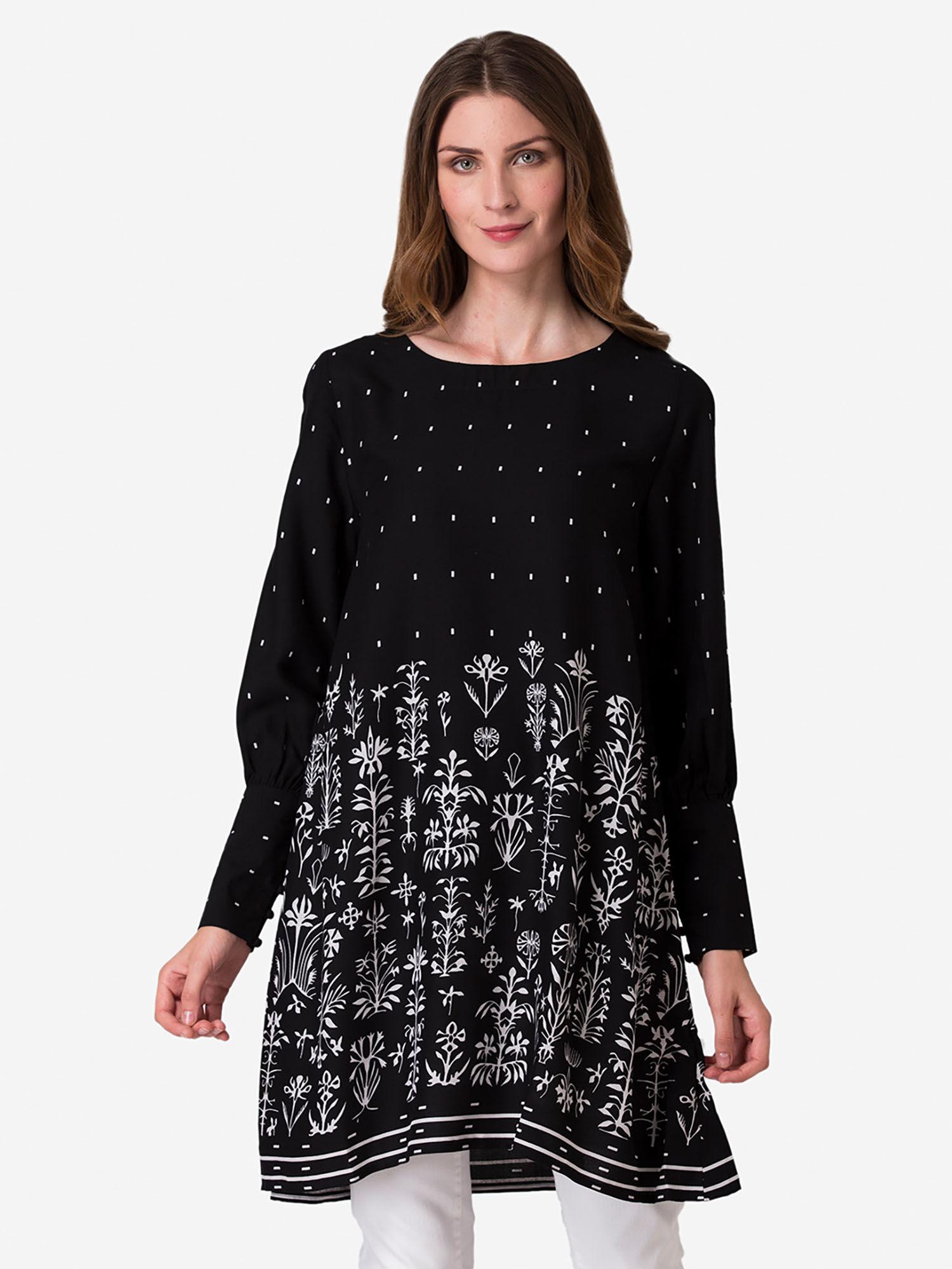 women's black tunic