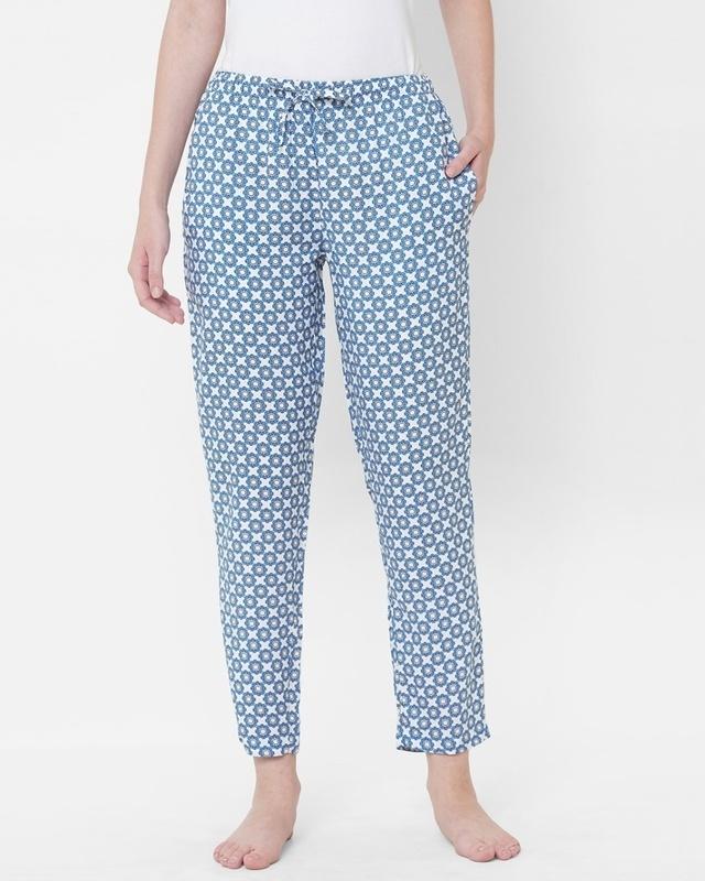 women's blue & white all over printed lounge pants