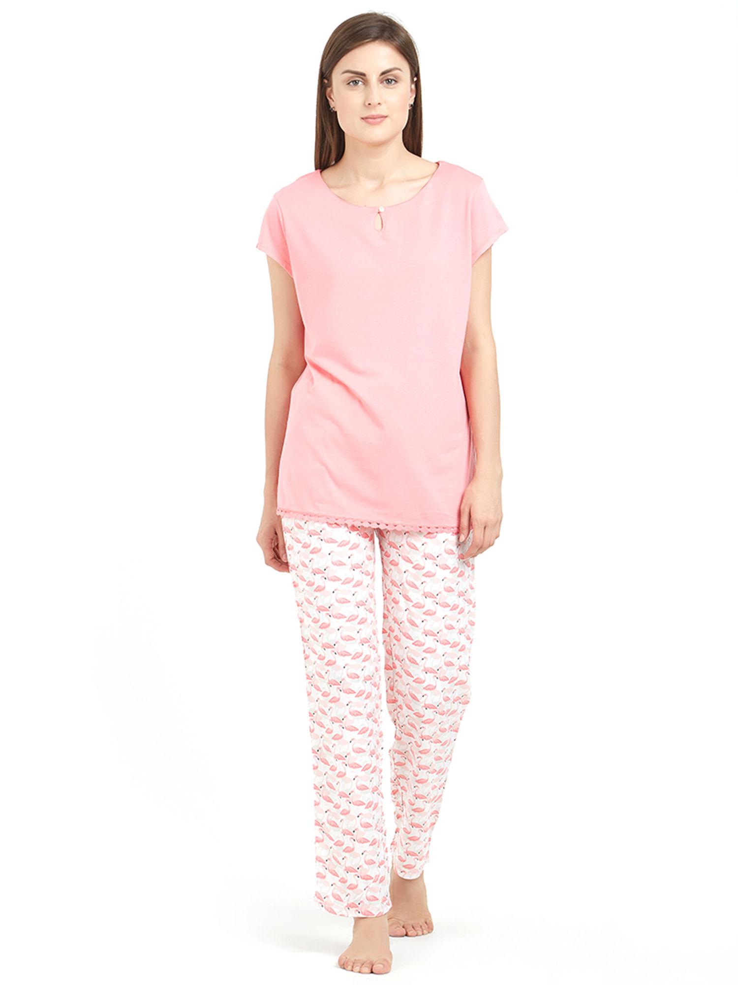 women's half sleeve top with printed pyjama set - pink