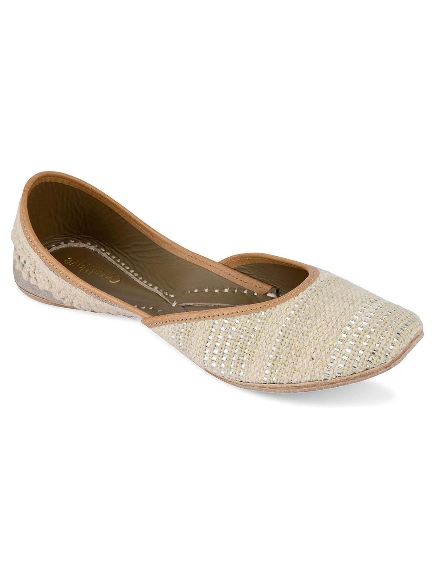 women's ivory and silver woven jacquard juttis