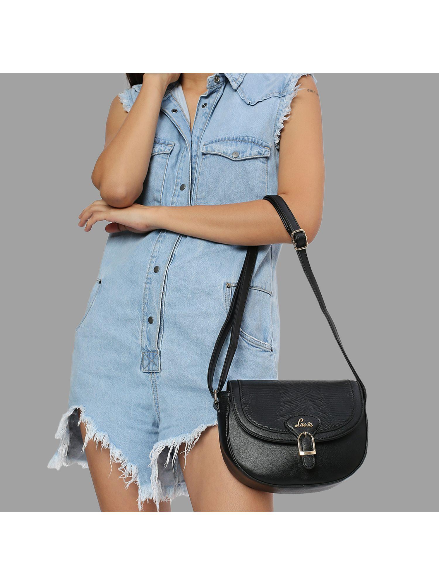 women's lizzle flap sling bag black (m)