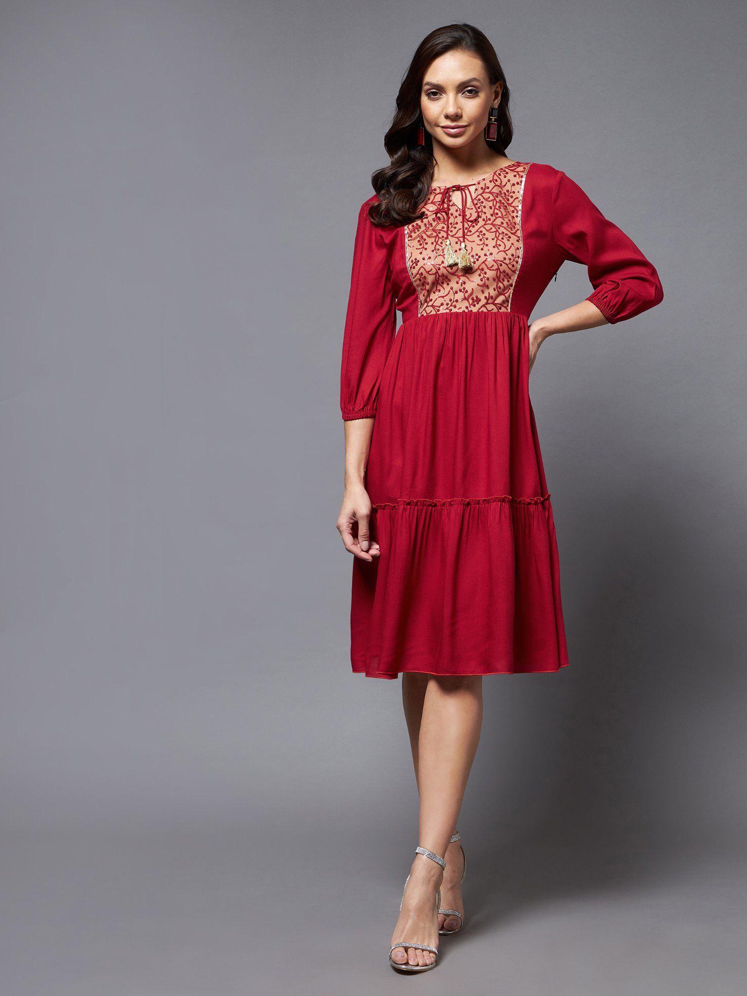 women's maroon round 3/4 sleeve viscose rayon self design gathered knee length dress