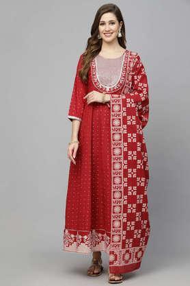 women's printed & embroidered cotton anarkali kurta with dupatta - maroon