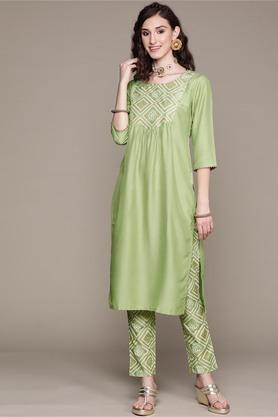 women's round neck paroot chinon straight kurta and pant set - green