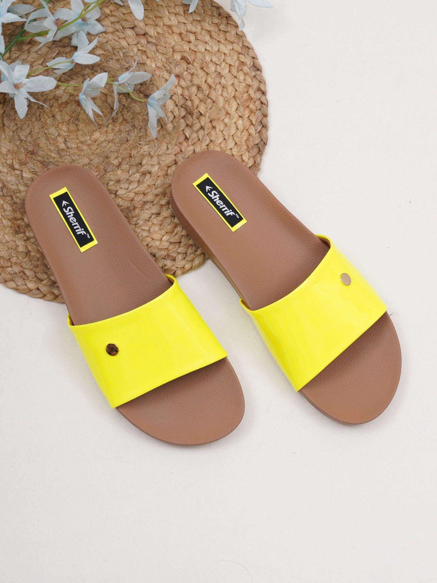 women's yellow color flip-flops