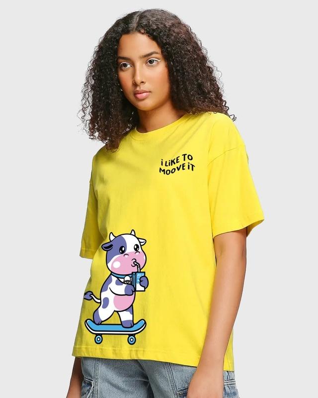 women's yellow i like to moove it graphic printed oversized t-shirt