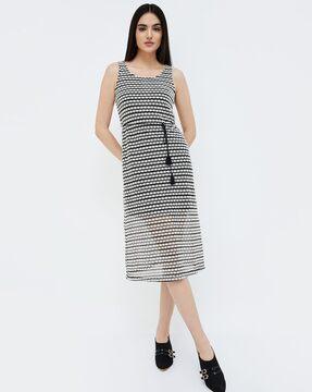 women a-line dress with waist tie-up