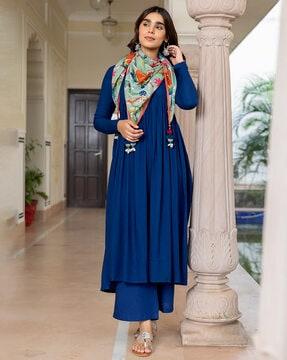 women a-line kurta set