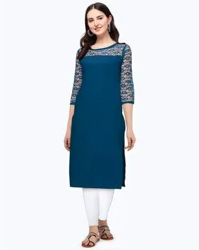 women a-line kurti with lace detail