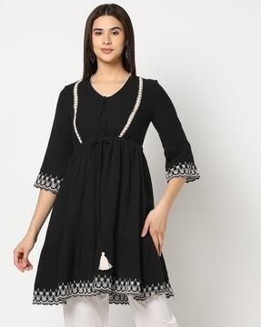 women a-line relaxed fit tunic with schiffli embroidery