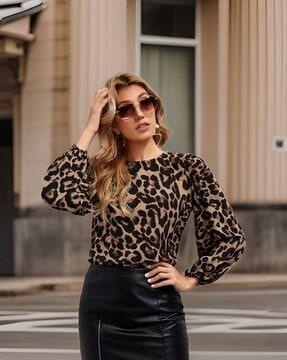 women animal print fitted top