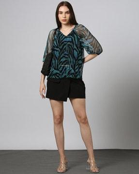 women animal print v-neck top