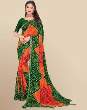 women bandhani print saree