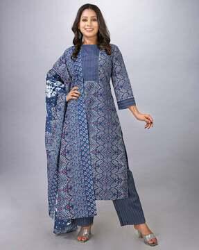 women bandhani print straight kurta with pants & dupatta