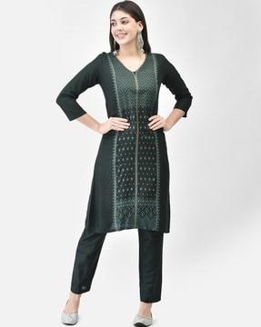 women bandhani print straight kurta with pants