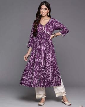 women bandhani print v-neck a-line kurta