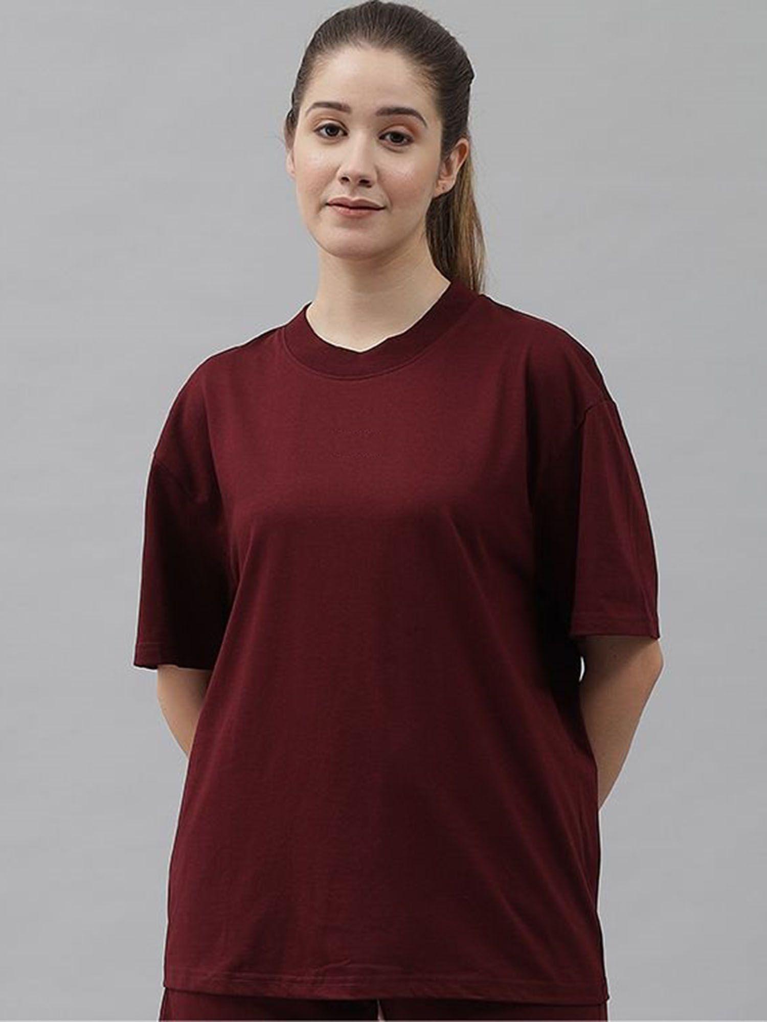 women basic solid oversized maroon t-shirt