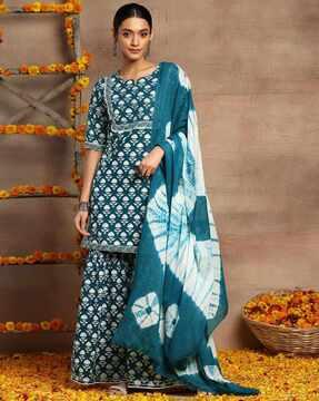 women batik print straight kurta set with dupatta