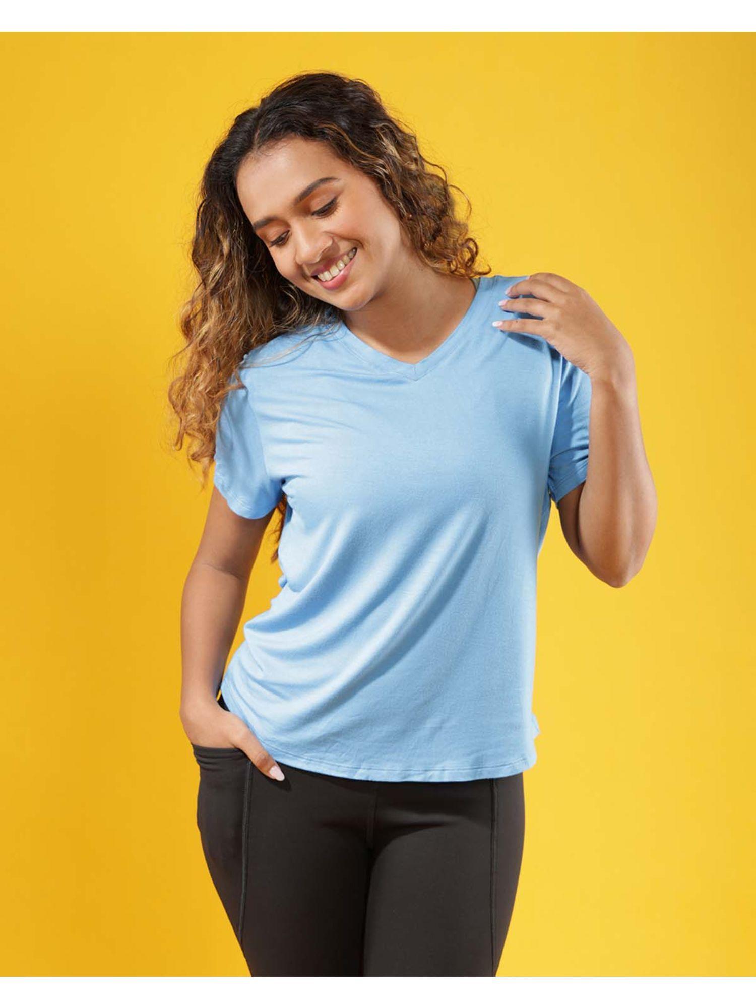 women bella blue fit me right tee for hourglass shaped bodies with stretchy bamboolux fabric